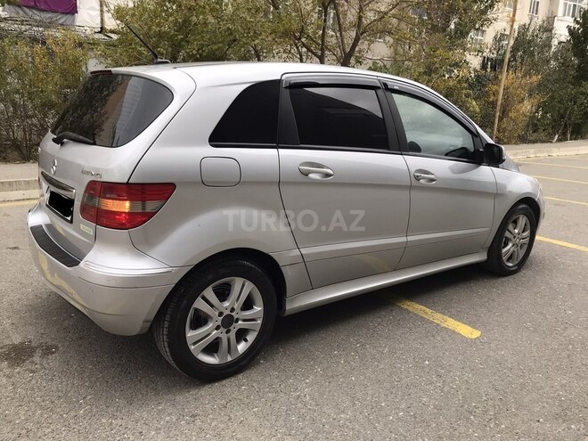 Mercedes B 170 2009, 176,000 km - 1.7 l - Sumqayıt
