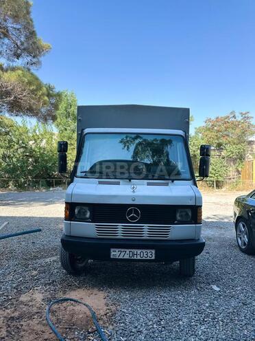 Mercedes 410 D 1993, 680,000 km - 2.9 л - Bakı