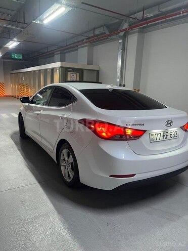 Hyundai Elantra 2015, 297,729 km - 1.8 л - Bakı