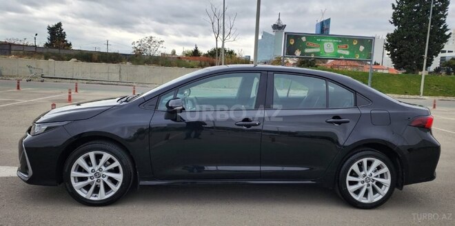 Toyota Corolla 2022, 70,000 km - 1.6 l - Bakı