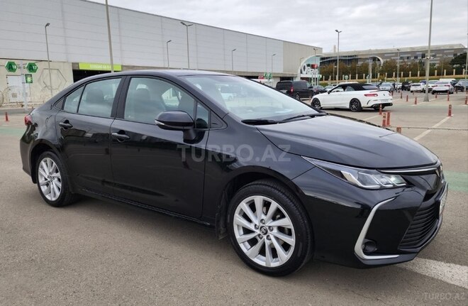 Toyota Corolla 2022, 70,000 km - 1.6 l - Bakı