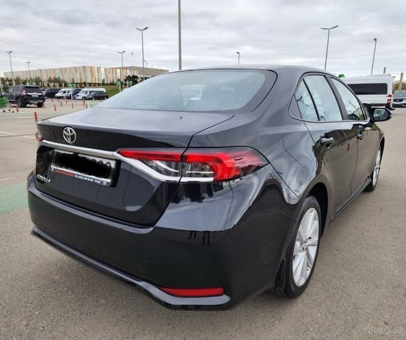 Toyota Corolla 2022, 70,000 km - 1.6 l - Bakı