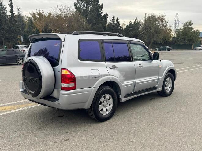 Mitsubishi Pajero 2005, 295,000 km - 3.0 l - Sumqayıt
