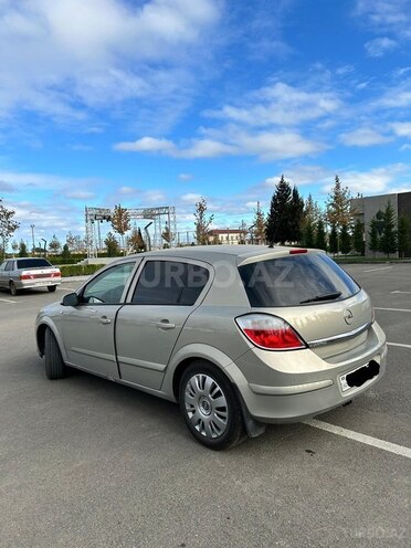 Opel Astra 2006, 362,000 km - 1.4 l - Salyan