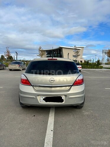 Opel Astra 2006, 362,000 km - 1.4 l - Salyan