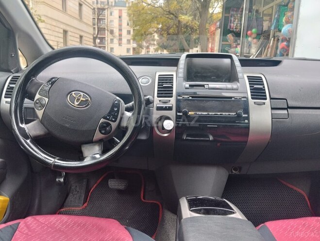 Toyota Prius 2006, 250,000 km - 1.5 l - Naftalan