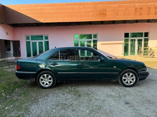 Mercedes E 200 1996, 372,516 km - 2.0 л - Xaçmaz