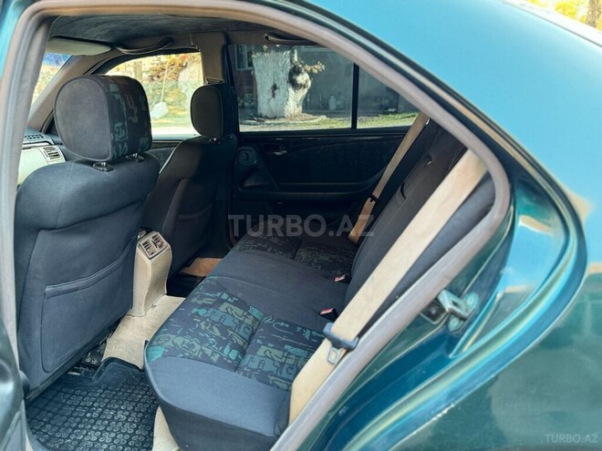 Mercedes E 200 1996, 372,516 km - 2.0 л - Xaçmaz