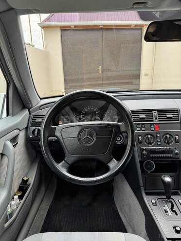 Mercedes C 180 1994, 208,000 km - 1.8 l - Bakı