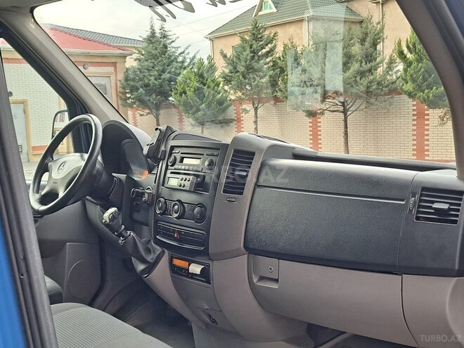 Mercedes Sprinter 515 2009, 302,500 km - 2.2 л - Bakı