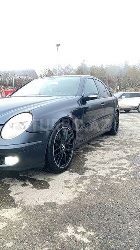 Mercedes E 200 d 2006, 308,145 km - 2.2 l - Bakı
