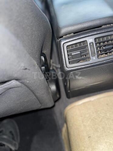 Mercedes E 230 1997, 329,000 km - 2.3 l - Xırdalan