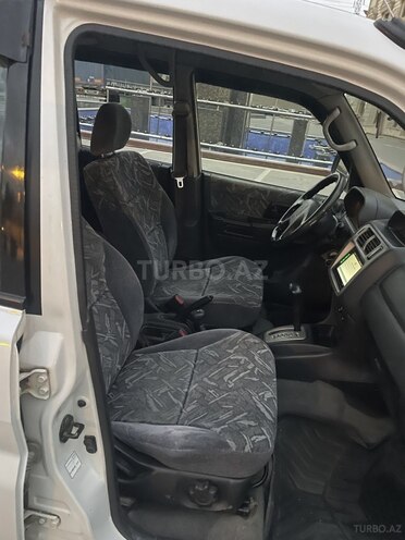 Mitsubishi Pajero io 2001, 278,000 km - 1.8 l - Bakı