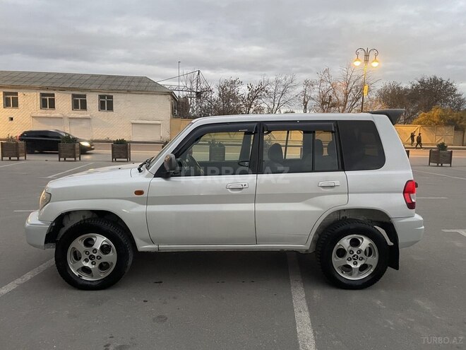 Mitsubishi Pajero io 2001, 278,000 km - 1.8 l - Bakı