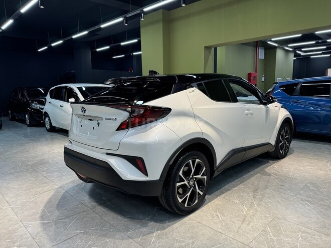Toyota C-HR 2022, 60,000 km - 1.8 l - Bakı