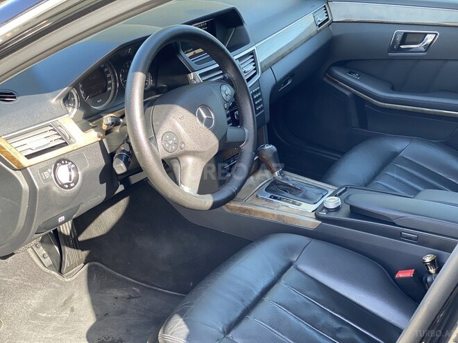 Mercedes E 220 d 2010, 314,000 km - 2.2 l - Bakı