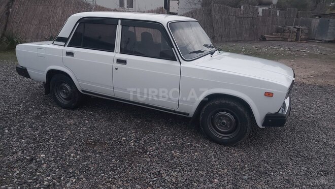 LADA (VAZ) 2107 2006, 85,600 km - 1.6 l - Sabirabad