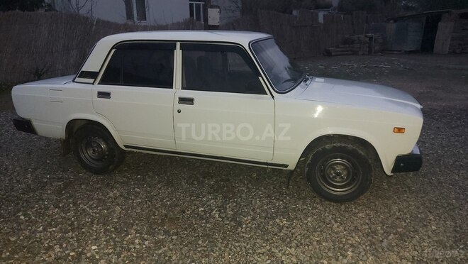 LADA (VAZ) 2107 2006, 85,600 km - 1.6 l - Sabirabad