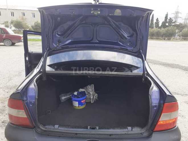 Opel Vectra 1996, 240,000 km - 1.6 l - Sumqayıt