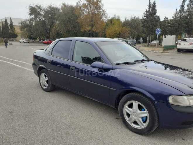 Opel Vectra 1996, 240,000 km - 1.6 l - Sumqayıt