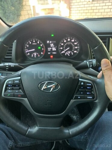 Hyundai Elantra 2018, 77,585 km - 2.0 l - Bakı