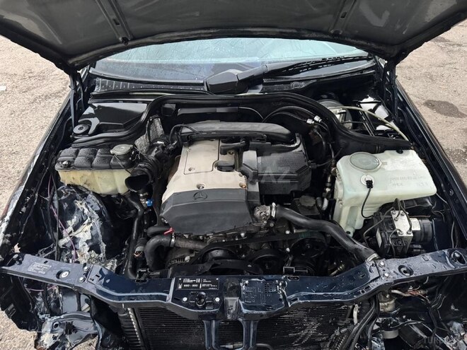 Mercedes C 200 1997, 280,000 km - 2.0 l - Bakı