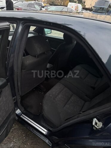 Mercedes C 200 1997, 280,000 km - 2.0 l - Bakı