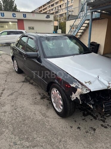 Mercedes C 200 1997, 280,000 km - 2.0 l - Bakı