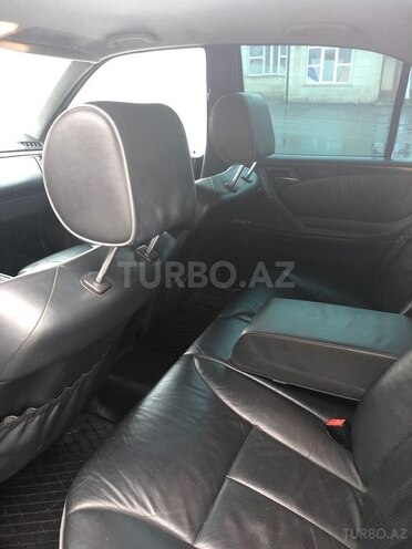 Mercedes E 240 2001, 312,568 km - 2.4 л - Quba