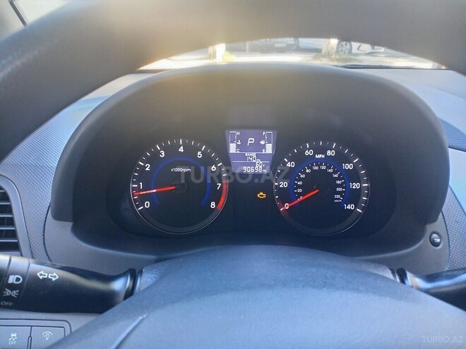 Hyundai Accent 2016, 144,841 km - 1.6 l - Şəki