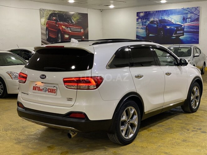 Kia Sorento-8