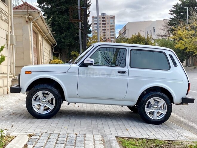 LADA (VAZ) Niva 2024, 4,700 km - 1.7 l - Bakı