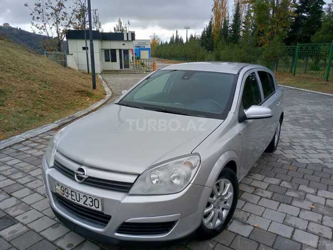 Opel Astra 2006, 230,000 km - 1.3 л - Balakən