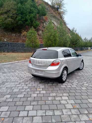 Opel Astra 2006, 230,000 km - 1.3 л - Balakən