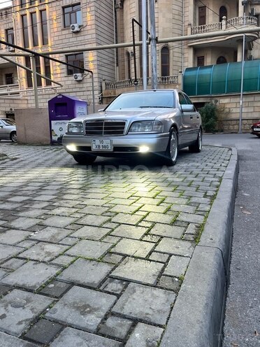 Mercedes C 200 1996, 352,000 km - 2.0 l - Bakı