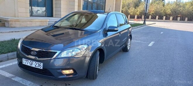 Kia Ceed 2009, 212,063 km - 1.6 l - Zərdab