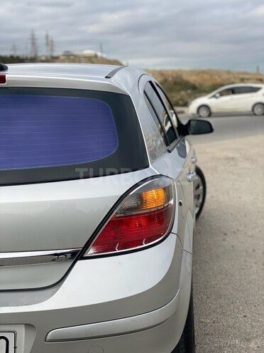 Opel Astra 2007, 285,000 km - 1.8 l - Bakı