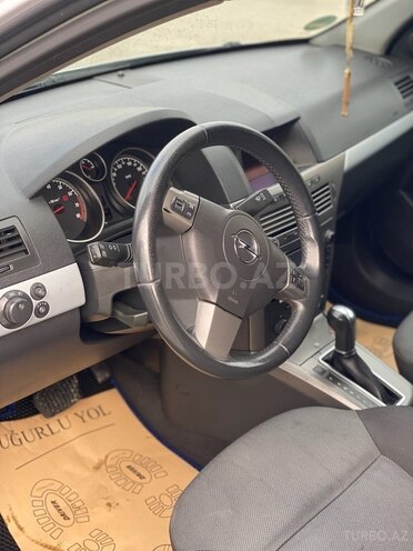 Opel Astra 2007, 285,000 km - 1.8 l - Bakı