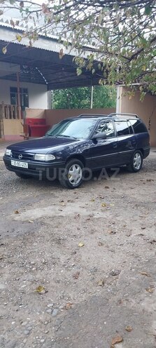 Opel Astra 1992, 200,000 km - 1.8 l - Ağstafa