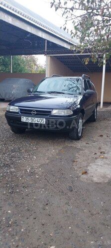Opel Astra 1992, 200,000 km - 1.8 l - Ağstafa