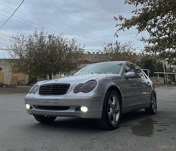 Mercedes C 240 2001, 385,000 km - 2.6 l - Bakı