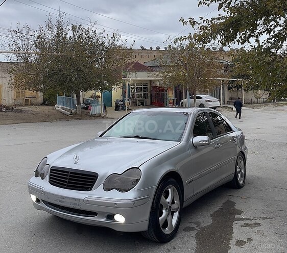 Mercedes C 240 2001, 385,000 km - 2.6 l - Bakı
