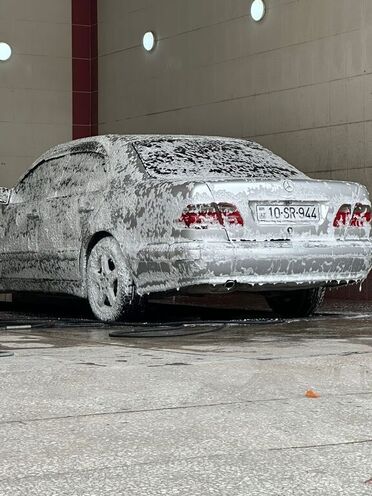 Mercedes E 200 1997, 353,000 km - 2.0 л - Bakı
