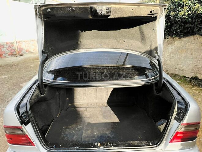 Mercedes E 200 1997, 353,000 km - 2.0 л - Bakı