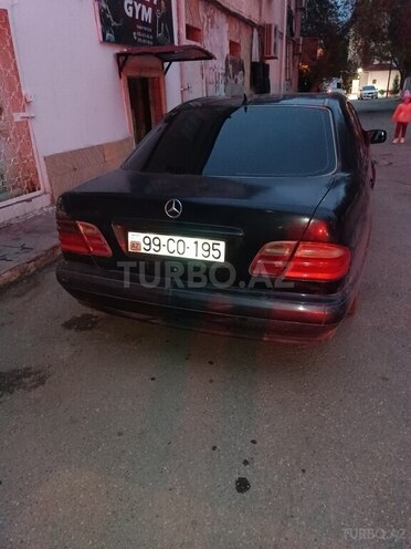 Mercedes E 200 1999, 377,000 km - 2.0 l - Sumqayıt