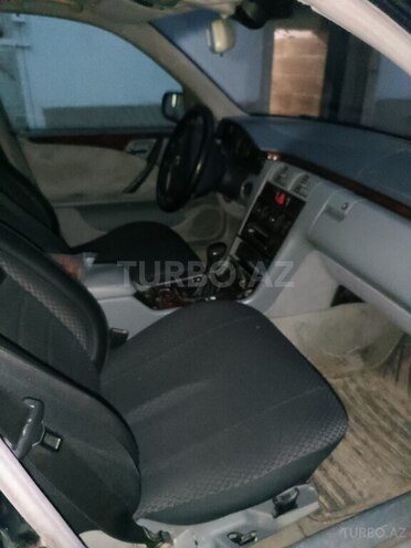 Mercedes E 200 1999, 377,000 km - 2.0 l - Sumqayıt