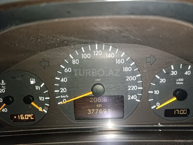 Mercedes E 200 1999, 377,000 km - 2.0 l - Sumqayıt