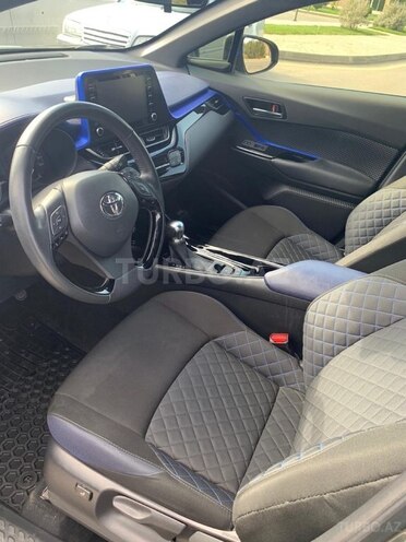 Toyota C-HR 2021, 35,000 km - 2.0 l - Bakı