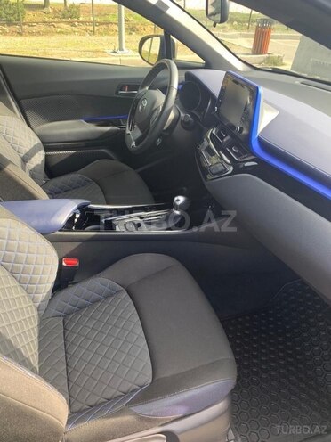 Toyota C-HR 2021, 35,000 km - 2.0 l - Bakı
