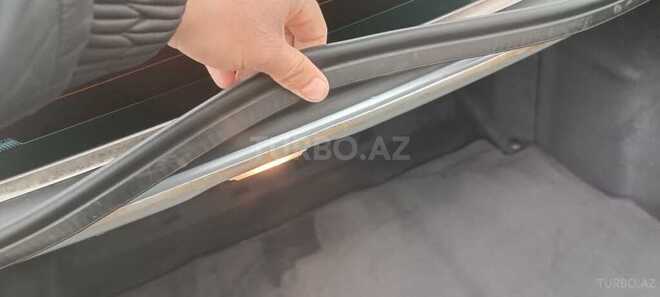 Mercedes E 240 2000, 346,984 km - 2.4 l - Ucar